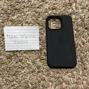 iPhone 14 Pro Apple MagSafe Silicone Case